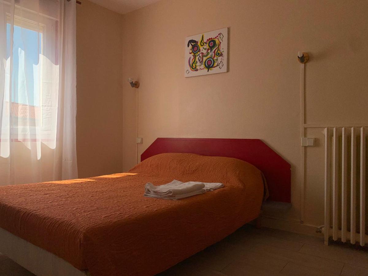 Hotel Les Rosiers La Rochelle  Esterno foto